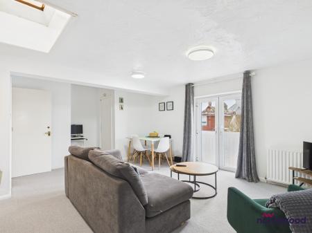 2 bedroom Flat to let in Collier Road, Pevensey Bay, BN24