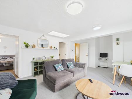 2 bedroom Flat to let in Collier Road, Pevensey Bay, BN24