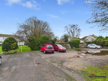 1 bedroom Apartment to let in Farmlands Close, Polegate, BN26