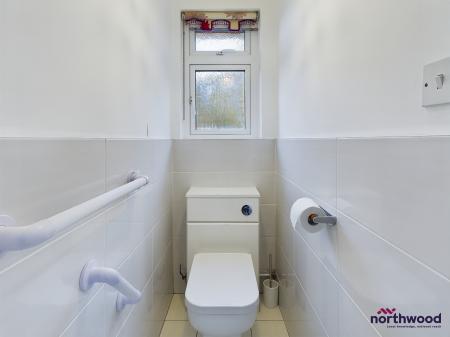 2 bedroom Bungalow to let in Elvin Crescent, Rottingdean, Brighton and Hove, BN2