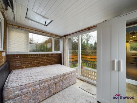 1 bedroom Flat to let in Hollington Park Road, St. Leonards-On-Sea, TN38