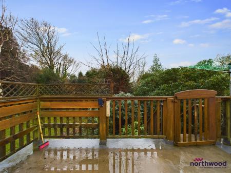 1 bedroom Flat to let in Hollington Park Road, St. Leonards-On-Sea, TN38