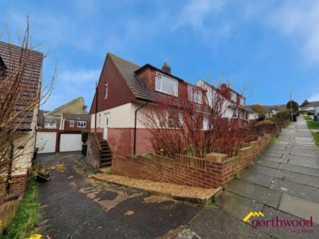2 bedroom Semi-detached house to let in Graham Crescent, Mile Oak, Brighton and Hove, BN41