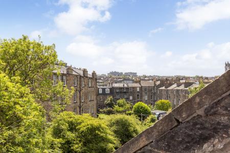 4 bedroom Duplex for sale in Brandon Terrace, New Town, Edinburgh, EH3