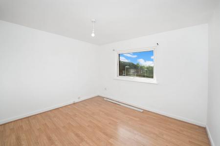 2 bedroom Flat for sale in Bruce Gardens, Dalkeith, EH22