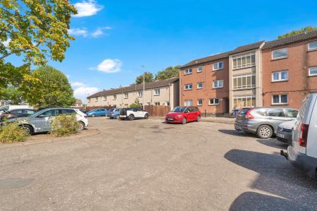 2 bedroom Flat for sale in Bruce Gardens, Dalkeith, EH22
