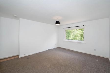 2 bedroom Flat for sale in Bruce Gardens, Dalkeith, EH22