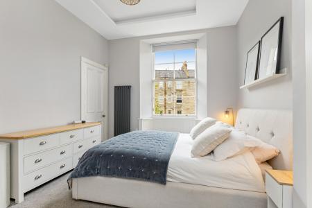 2 bedroom Flat for sale in 10/6 Comely Bank Place, Stockbridge, Edinburgh, EH4 1DU