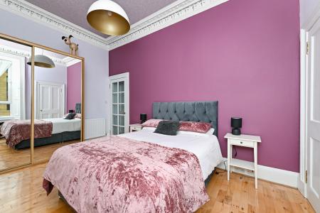 2 bedroom Flat for sale in 74 (1F2) Elm Row Edinburgh EH7 4AQ