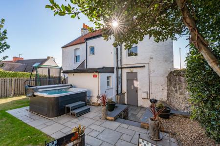 4 bedroom Detached house for sale in Formans Lodge Ravensheugh Road, Musselburgh, East Lothian