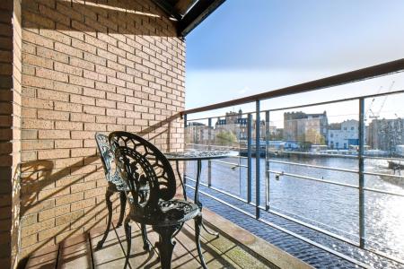 2 bedroom Flat for sale in Rennies Isle, Leith, Edinburgh, EH6
