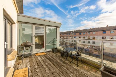 1 bedroom Flat for sale in 6 28 Slateford Gait