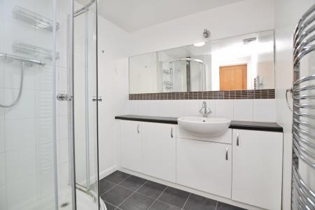 3 bedroom Flat to let in Blackwood Crescent, Edinburgh, EH9