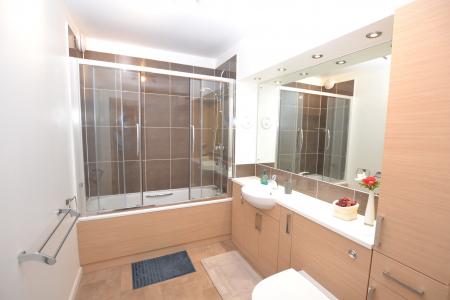 2 bedroom Flat to let in Citypark Way, Edinburgh, EH5