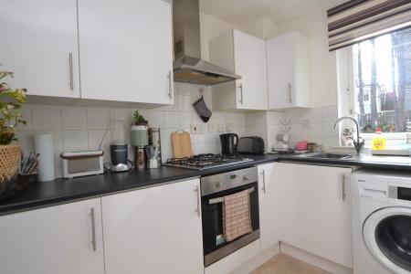 1 bedroom Flat to let in Glenogle Road, Edinburgh, EH3