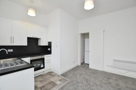 2 bedroom Flat to let in Wardlaw Terrace, Edinburgh, EH11