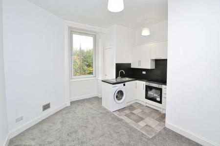 2 bedroom Flat to let in Wardlaw Terrace, Edinburgh, EH11