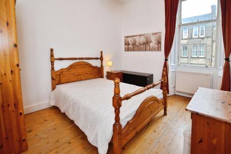 2 bedroom Flat to let in Dean Park Street, Stockbridge, Edinburgh, EH4