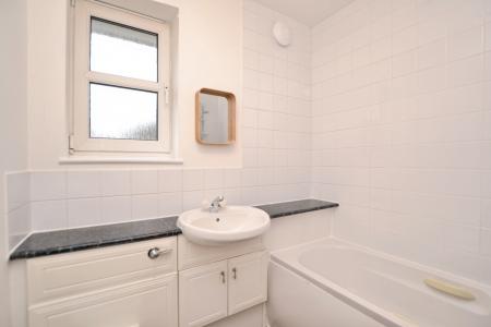 2 bedroom Flat to let in West Ferryfield, Edinburgh, EH5