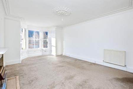 2 bedroom Flat for sale in 26 3f3 Marchmont Crescent, Edinburgh, EH9 1HG