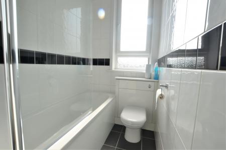 2 bedroom Flat to let in Lorne Street, Edinburgh, EH6