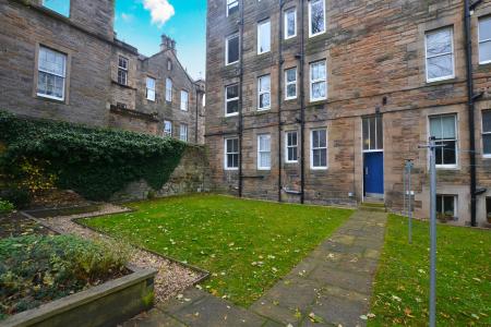 1 bedroom Flat to let in Dean Park Street, Stockbridge, Edinburgh, EH4