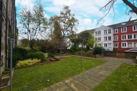 1 bedroom Flat to let in Dean Park Street, Stockbridge, Edinburgh, EH4
