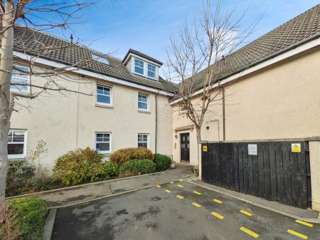 Cameron Toll Lade, Newington, Edinburgh, EH16