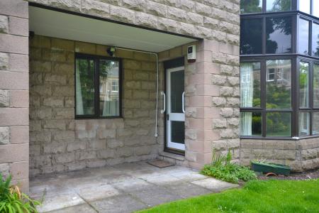 3 bedroom Flat to let in Morningside Park, Morningside, Edinburgh, EH10