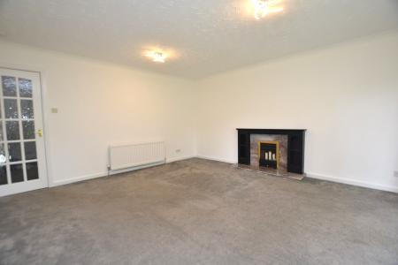 3 bedroom Flat to let in Morningside Park, Morningside, Edinburgh, EH10