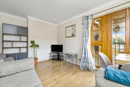 2 bedroom Flat for sale in 4B Warriston Road, EH3 5LQ
