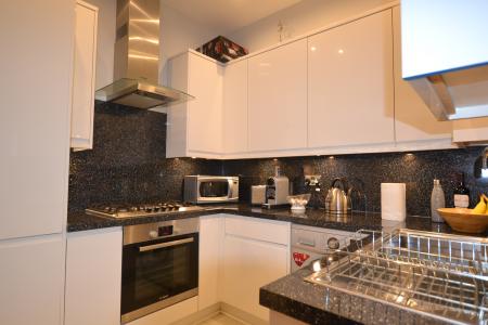 2 bedroom Flat to let in Dean Park Street, Edinburgh, EH4