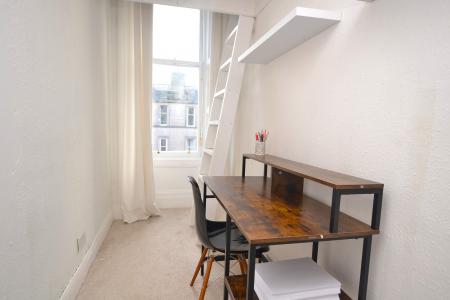 1 bedroom Flat to let in Comely Bank Street, Comely Bank, Edinburgh, EH4