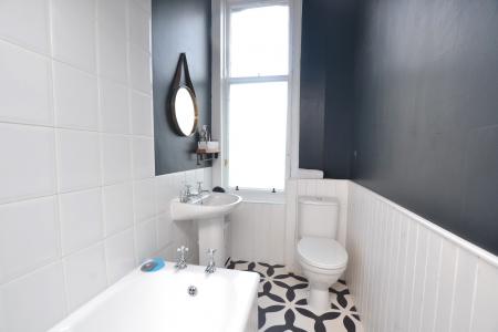 1 bedroom Flat to let in Comely Bank Street, Comely Bank, Edinburgh, EH4