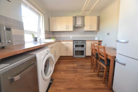 2 bedroom Flat to let in Hazeldean Terrace, Edinburgh, EH16