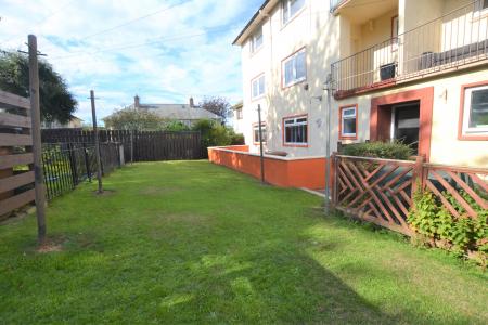 2 bedroom Flat to let in Hazeldean Terrace, Edinburgh, EH16