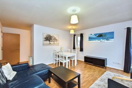 2 bedroom Flat for sale in Granton Road, Granton, Edinburgh, EH5