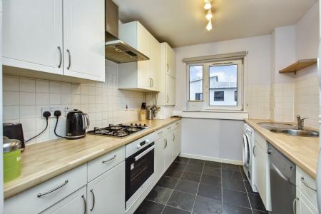 2 bedroom Flat for sale in Granton Road, Granton, Edinburgh, EH5