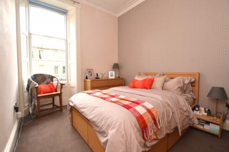 1 bedroom Flat to let in Comely Bank Avenue, Comely Bank, Edinburgh, EH4