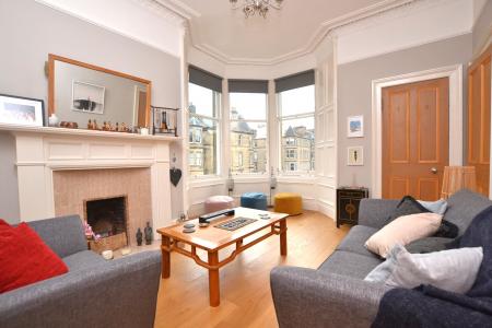 1 bedroom Flat to let in Comely Bank Avenue, Comely Bank, Edinburgh, EH4