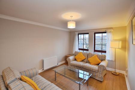 2 bedroom Flat to let in Orchard Brae Avenue, Edinburgh, EH4