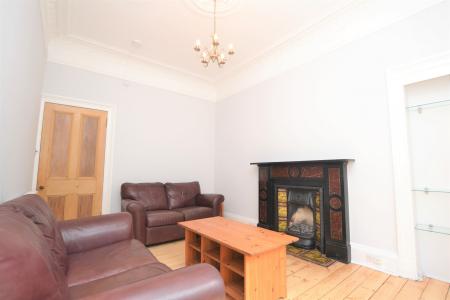 2 bedroom Flat to let in Jameson Place, Edinburgh, EH6