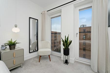 2 bedroom Flat for sale in 9/11, Victoria Quay, Leith, EH6 6EZ