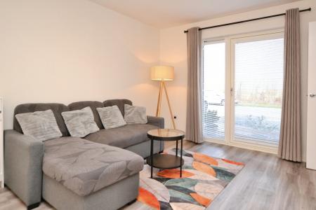 3 bedroom Terraced House to let in Broomview Path, Edinburgh, EH11