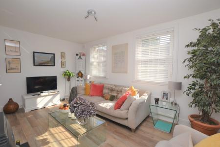 1 bedroom Flat to let in Craigcrook Road, Edinburgh, EH4