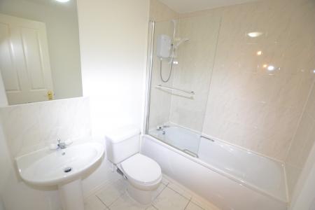 2 bedroom Flat to let in St Stephen Street, Edinburgh, EH3