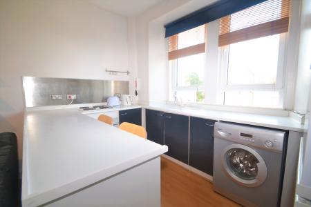 1 bedroom Flat to let in Easter Road, Edinburgh, EH6