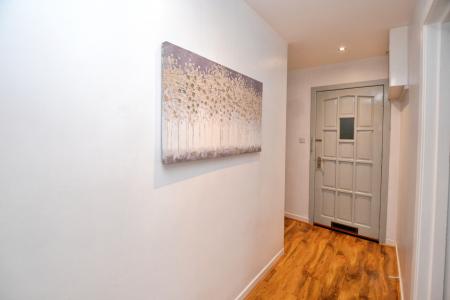 3 bedroom Flat to let in Woodburn Avenue, Dalkeith, EH22