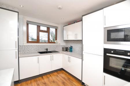 3 bedroom Flat to let in Woodburn Avenue, Dalkeith, EH22