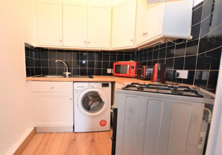 1 bedroom Flat to let in Westfield Road, Edinburgh, EH11